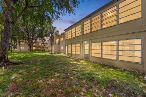Condo in Margate, Florida, 1 bedroom  № 2242521 - photo 29