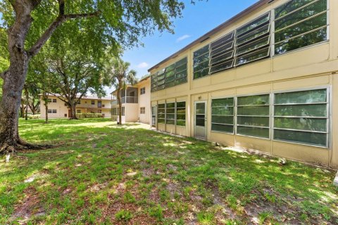 Condo in Margate, Florida, 1 bedroom  № 2242521 - photo 30