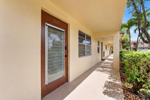 Condo in Margate, Florida, 1 bedroom  № 2242521 - photo 3