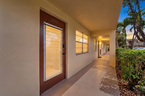 Condo in Margate, Florida, 1 bedroom  № 2242521 - photo 2