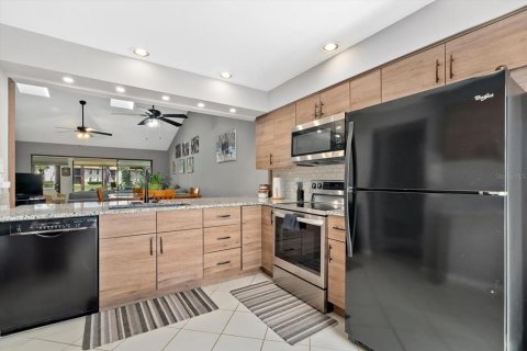 Casa en venta en Sarasota, Florida, 2 dormitorios, 110.37 m2 № 1744343 - foto 10