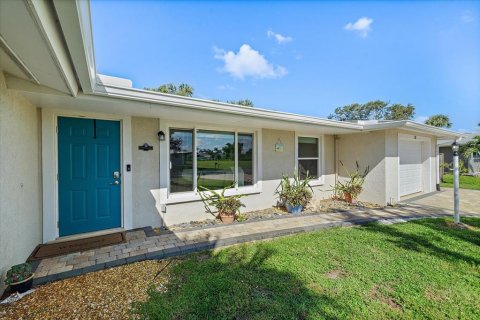 House in Osprey, Florida 2 bedrooms, 114.18 sq.m. № 1893820 - photo 3