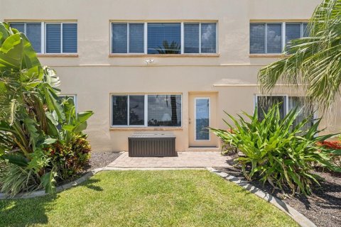 Immobilier commercial à vendre à Saint Petersburg, Floride: 74.14 m2 № 1903175 - photo 21