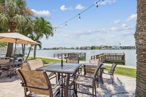 Immobilier commercial à vendre à Saint Petersburg, Floride: 74.14 m2 № 1903175 - photo 3