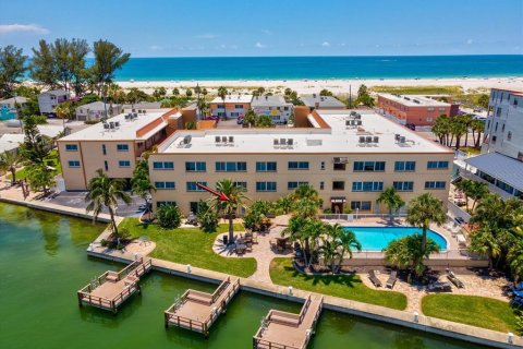 Immobilier commercial à vendre à Saint Petersburg, Floride: 74.14 m2 № 1903175 - photo 1