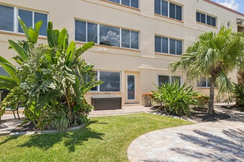 Immobilier commercial à vendre à Saint Petersburg, Floride: 74.14 m2 № 1903175 - photo 20