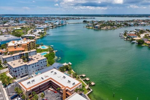 Immobilier commercial à vendre à Saint Petersburg, Floride: 74.14 m2 № 1903175 - photo 28