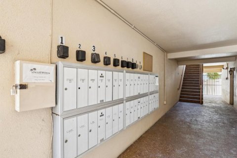Immobilier commercial à vendre à Saint Petersburg, Floride: 74.14 m2 № 1903175 - photo 22