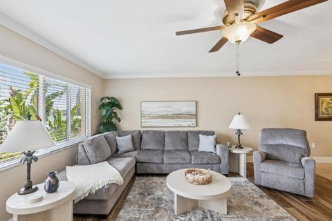Immobilier commercial à vendre à Saint Petersburg, Floride: 74.14 m2 № 1903175 - photo 16