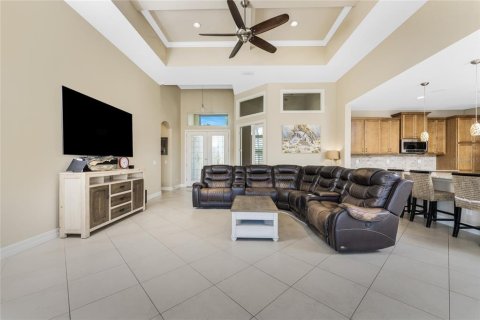 House in Port Charlotte, Florida 3 bedrooms, 193.89 sq.m. № 2103655 - photo 12