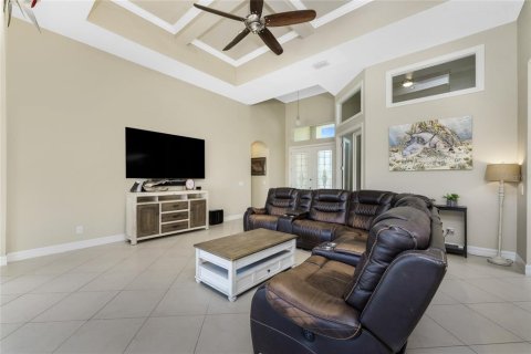 House in Port Charlotte, Florida 3 bedrooms, 193.89 sq.m. № 2103655 - photo 13