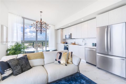 Condominio en venta en Sunrise, Florida, 2 dormitorios, 93.18 m2 № 2246779 - foto 14