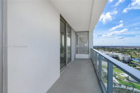 Condominio en venta en Sunrise, Florida, 2 dormitorios, 93.18 m2 № 2246779 - foto 15