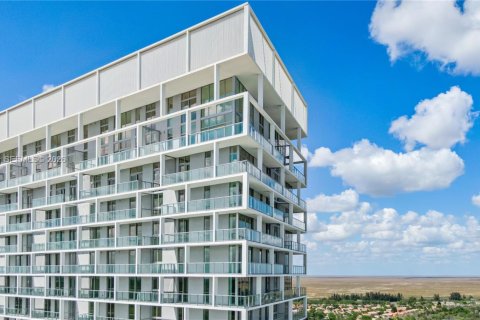 Condominio en venta en Sunrise, Florida, 2 dormitorios, 93.18 m2 № 2246779 - foto 2