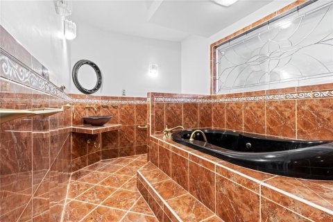 Casa en alquiler en Tampa, Florida, 3 dormitorios, 208.47 m2 № 1912782 - foto 22
