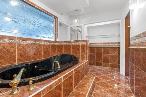 Casa en alquiler en Tampa, Florida, 3 dormitorios, 208.47 m2 № 1912782 - foto 21