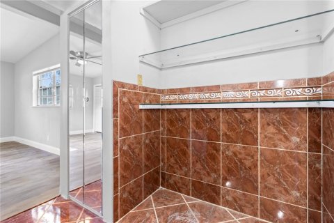 Casa en alquiler en Tampa, Florida, 3 dormitorios, 208.47 m2 № 1912782 - foto 18