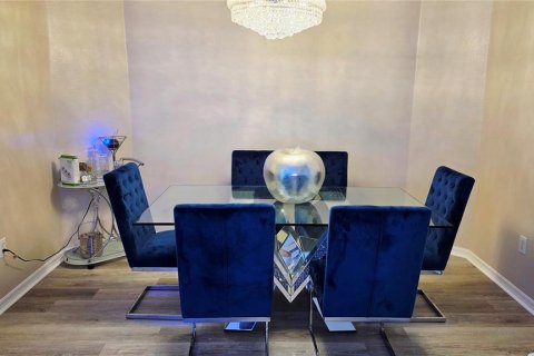 Купить виллу или дом в Ленд-о-Лейкс, Флорида 5 комнат, 217.86м2, № 2204692 - фото 7