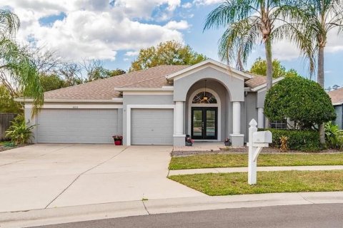 House in Land O' Lakes, Florida 4 bedrooms, 217.86 sq.m. № 2204692