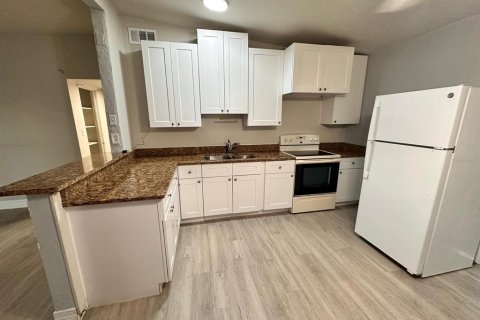 Villa ou maison à vendre à Orlando, Floride: 3 chambres, 87.33 m2 № 2094520 - photo 7
