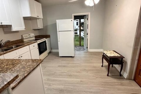 Villa ou maison à vendre à Orlando, Floride: 3 chambres, 87.33 m2 № 2094520 - photo 5
