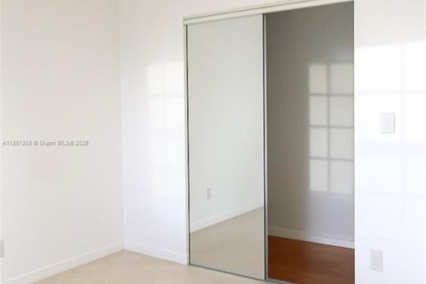 Copropriété à vendre à Pembroke Pines, Floride: 2 chambres, 71.53 m2 № 1881769 - photo 14