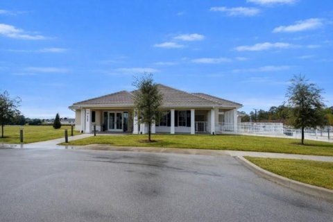House in Vero Beach, Florida 3 bedrooms, 144.37 sq.m. № 2083724 - photo 26