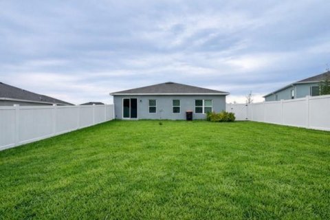 House in Vero Beach, Florida 3 bedrooms, 144.37 sq.m. № 2083724 - photo 23