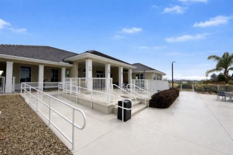 House in Vero Beach, Florida 3 bedrooms, 144.37 sq.m. № 2083724 - photo 27