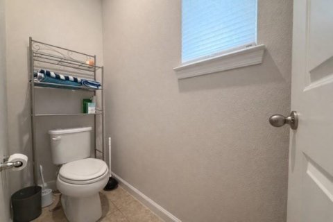 House in Vero Beach, Florida 3 bedrooms, 144.37 sq.m. № 2083724 - photo 15