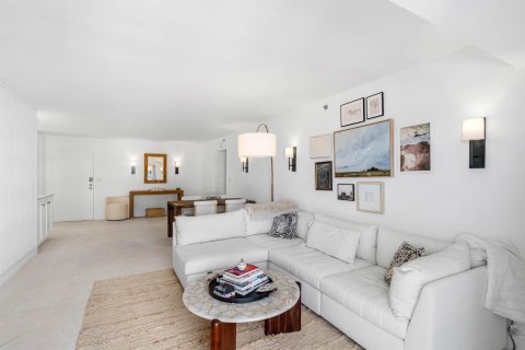 Condo in Highland Beach, Florida, 2 bedrooms  № 2181518 - photo 4