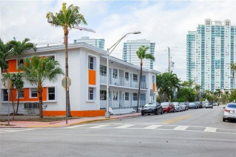 Propiedad comercial en venta en Miami Beach, Florida № 2041125 - foto 17