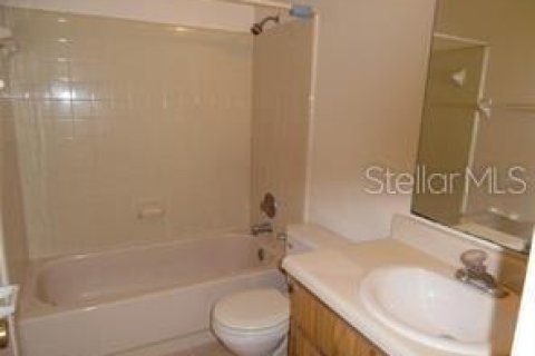 Condominio en alquiler en Orlando, Florida, 2 dormitorios, 79.06 m2 № 1915769 - foto 8