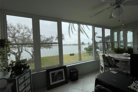 Copropriété à vendre à South Pasadena, Floride: 2 chambres, 118.36 m2 № 1517743 - photo 9