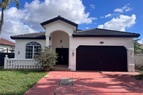 Купить виллу или дом в Майами, Флорида 3 спальни, 149.39м2, № 1989003 - фото 1