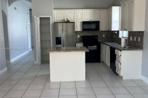 Купить виллу или дом в Майами, Флорида 3 спальни, 149.39м2, № 1989003 - фото 3