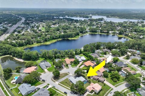 House in Orlando, Florida 4 bedrooms, 226.03 sq.m. № 1780241 - photo 2