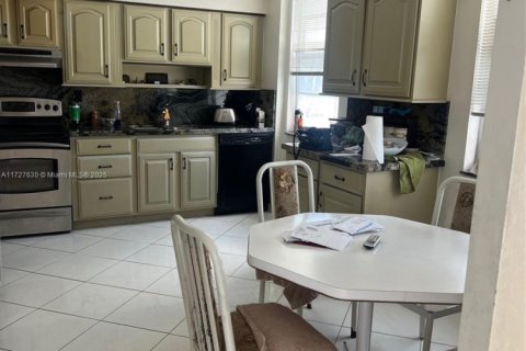 Condo in Sunny Isles Beach, Florida, 2 bedrooms  № 1859711 - photo 6