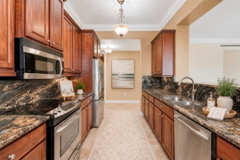Condo in Palmetto, Florida, 3 bedrooms № 2305164 - photo 7