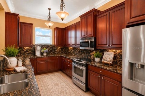 Condo in Palmetto, Florida, 3 bedrooms № 2305164 - photo 8