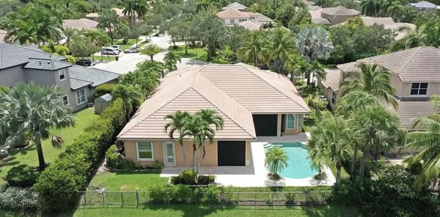 Villa ou maison à Parkland, Floride 5 chambres, 284.93 m2 № 1129145