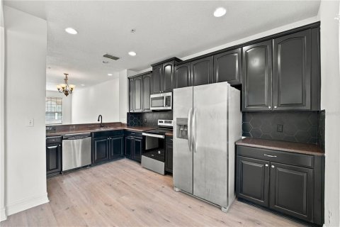 Touwnhouse à vendre à Lake Mary, Floride: 4 chambres, 221.2 m2 № 2437198 - photo 26