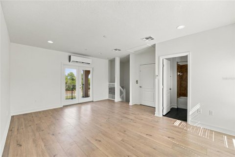 Touwnhouse à vendre à Lake Mary, Floride: 4 chambres, 221.2 m2 № 2437198 - photo 20