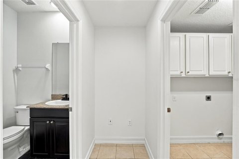 Touwnhouse à vendre à Lake Mary, Floride: 4 chambres, 221.2 m2 № 2437198 - photo 28