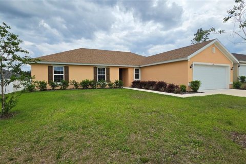 House in Citrus Springs, Florida 4 bedrooms, 160.63 sq.m. № 2108220