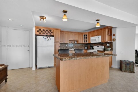 Copropriété à vendre à Miami Beach, Floride: 2 chambres, 135.17 m2 № 2186047 - photo 6