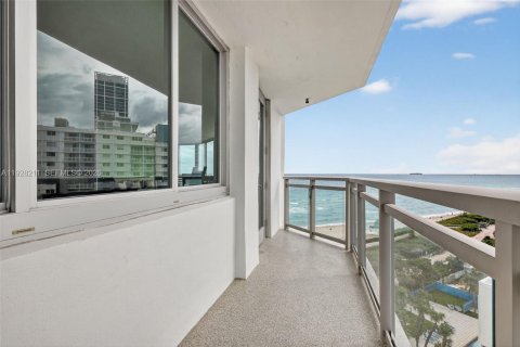 Copropriété à vendre à Miami Beach, Floride: 2 chambres, 135.17 m2 № 2186047 - photo 26