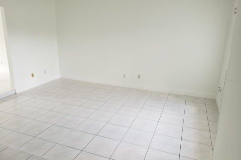 Casa en alquiler en Orlando, Florida, 3 dormitorios, 155.52 m2 № 1839979 - foto 5
