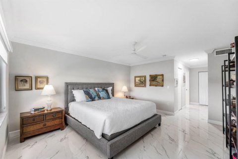 Condo in Boynton Beach, Florida, 3 bedrooms № 2399980 - photo 19