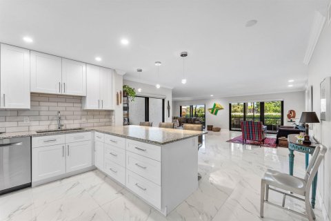 Condo in Boynton Beach, Florida, 3 bedrooms  № 2399980